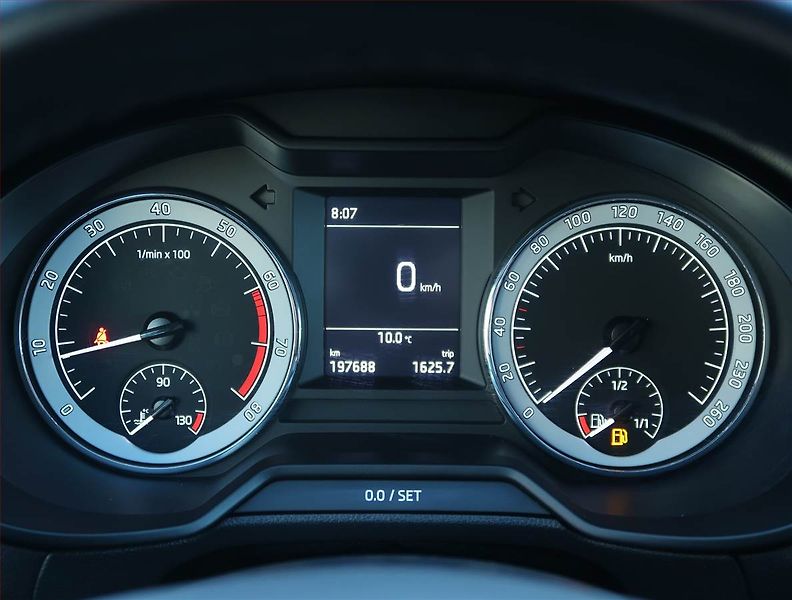 Škoda Octavia (2018) Style 1.4 TSI, Tempomat - fotka 11 z 21