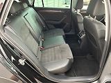 Škoda Superb 2.0 TDI 4x4 Scout - náhled 25