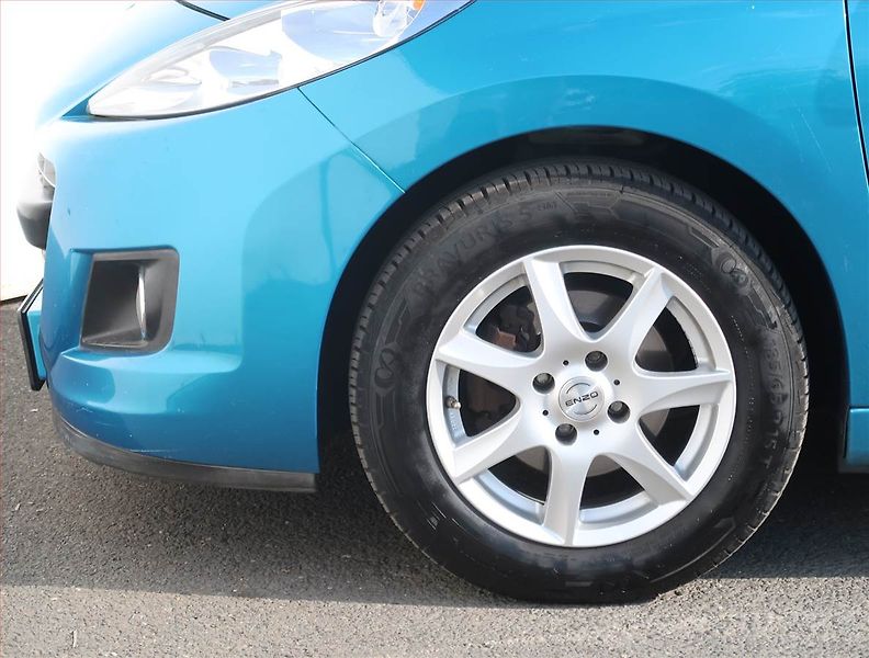 Peugeot 207 (2011) 1.4, nová STK, zamluveno - fotka 14 z 16