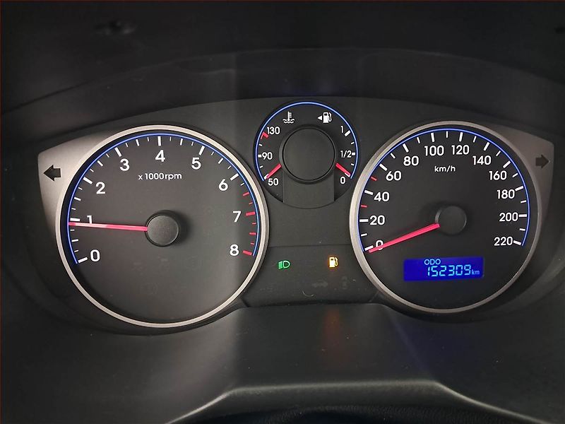 Hyundai i20 (2013) 1.2, ČR,1.maj, Serv.kniha - fotka 11 z 17