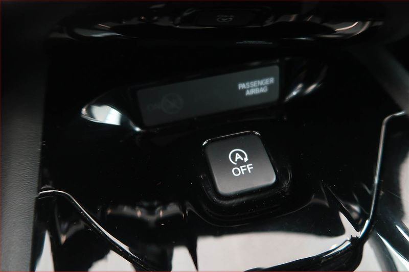 Honda HR-V (2017) Executive 1.5 i-VTEC - fotka 20 z 20