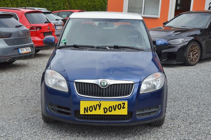 Škoda Fabia (2009) 1.4i 16V 63kW AMBITION / KLIMA - fotka 2 z 33