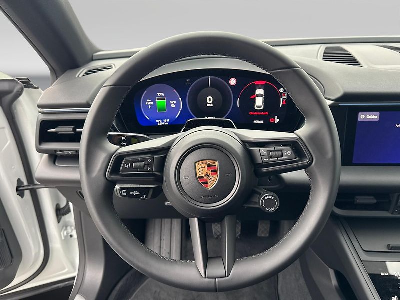 Porsche Macan 4 - fotka 17 z 30