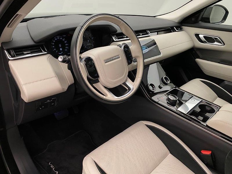 Land Rover Range Rover Velar (2018) - fotka 10 z 40