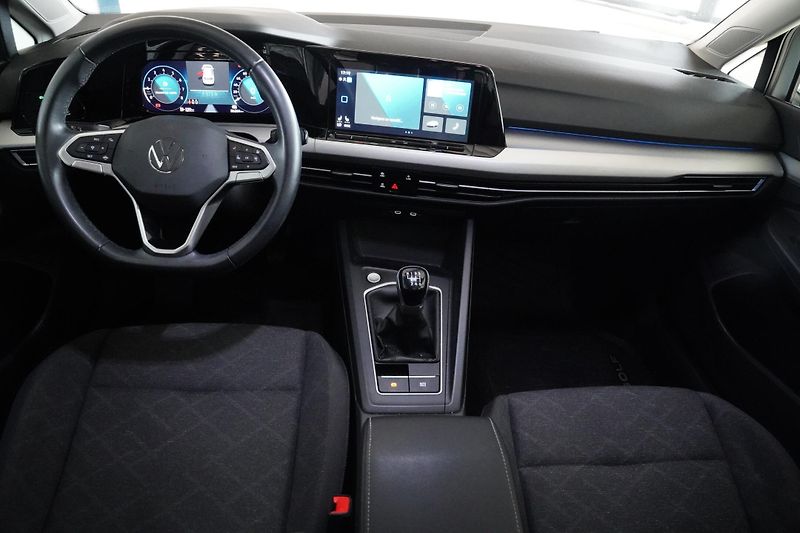 Volkswagen Golf - fotka 5 z 25