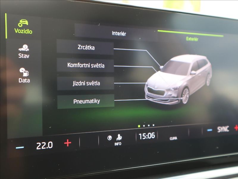 Škoda Octavia 2,0 TDi Style Virtual LED - fotka 17 z 35