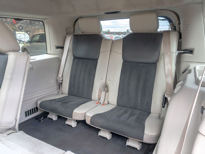 Jeep Commander (2007) ČR 3.0CRD 160KW – 7sedadel - fotka 46 z 62