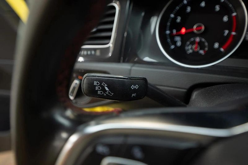 Volkswagen Golf GTI Performance 2.0 169 kW - fotka 21 z 36