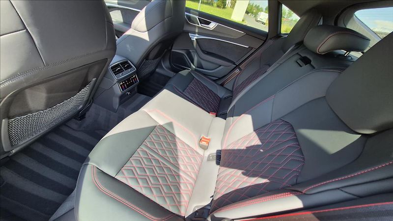 Audi S7 3,0 TDI 253 KW QUATTRO ČR DPH - fotka 16 z 28