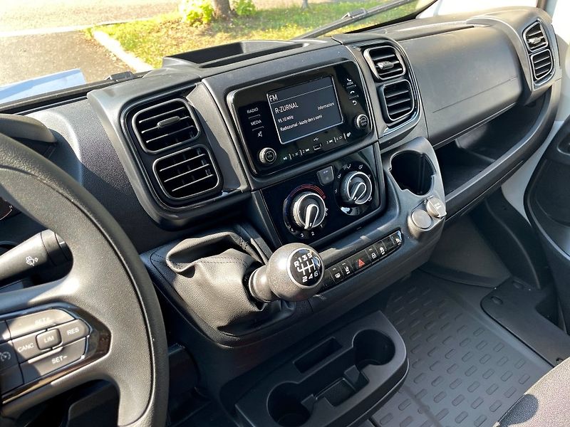 Opel Movano (2026) Van 2.2 CDTi 140k L4H2 3,5t - fotka 6 z 13