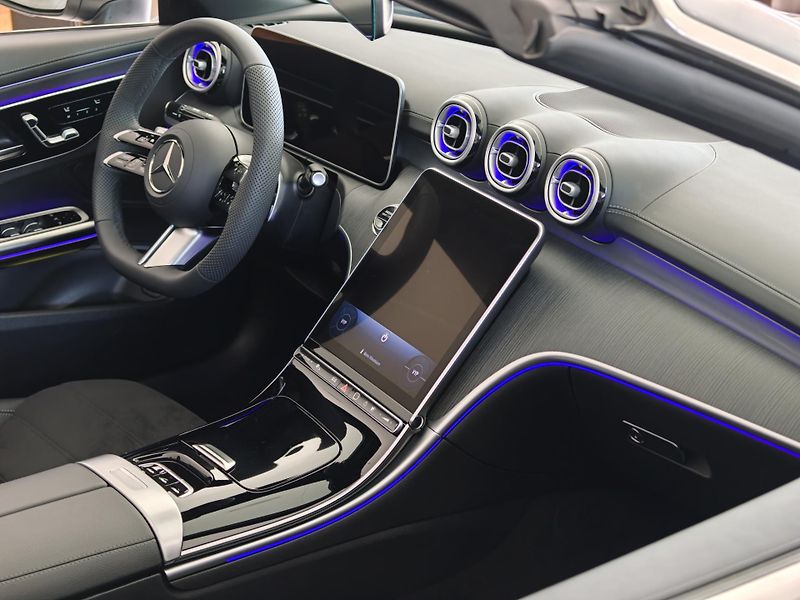 Mercedes-Benz CLE 200 cabrio AMG Pack - fotka 32 z 32