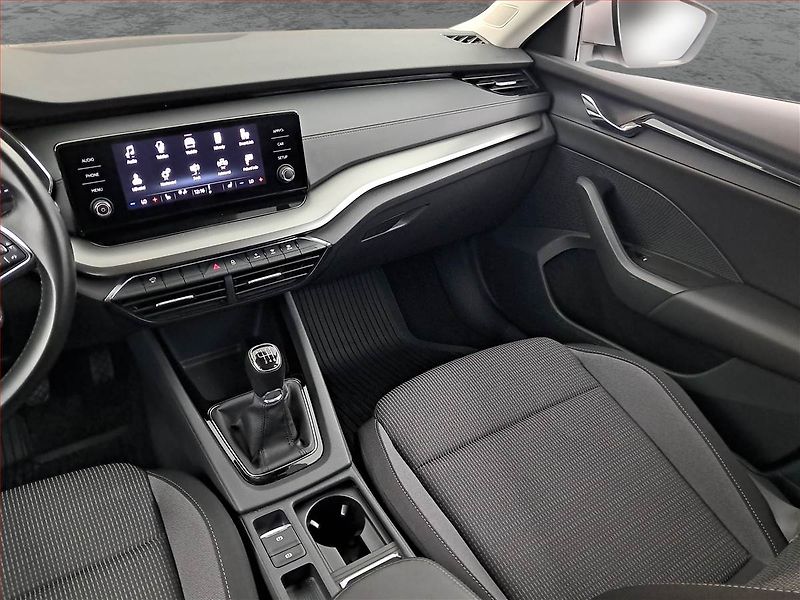 Škoda Octavia (2021) Ambition 2.0 TDI, ČR,1.maj - fotka 8 z 19