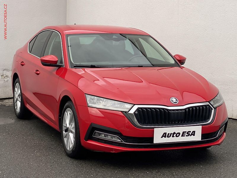 Škoda Octavia (2022) 1.0 TSi, ČR, Style, LED - fotografie inzerátu