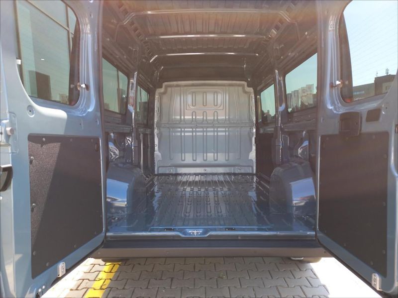 Fiat Ducato 2,2 MTJ Light L2H2 - Možnost p - fotka 8 z 18
