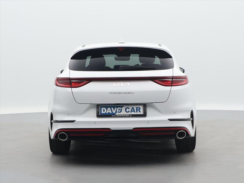 Kia ProCeed 1,6 T-GDI 150kW GT DCT DPH - fotka 6 z 34