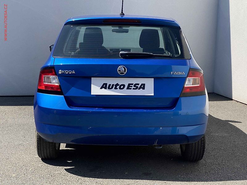 Škoda Fabia (2015) 1.2 TSi, ČR, Style, +kola - fotka 5 z 17