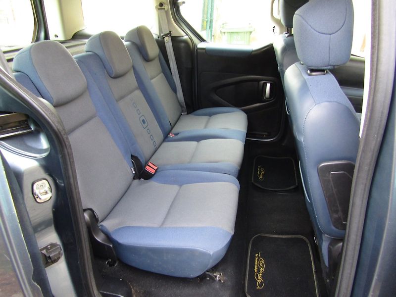 Citroën Berlingo (2009) 1.6 16V 66kW - fotka 25 z 37