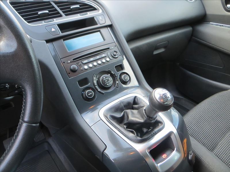 Peugeot 5008 1,6 Digi Klima, Panorama ČR - fotka 13 z 21