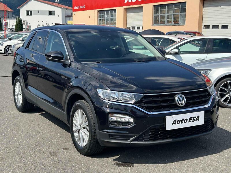 Volkswagen T-Roc (2019) 1.0TSi, ČR, AC, tažné - fotografie inzerátu
