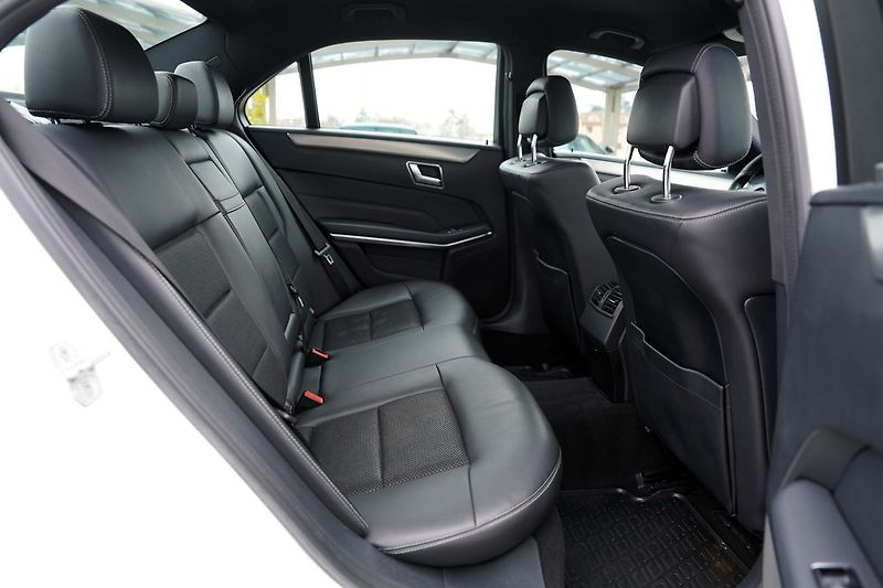 Mercedes-Benz Třídy E E 220d Avantgarde/kůže/AT/ČR - fotka 29 z 36