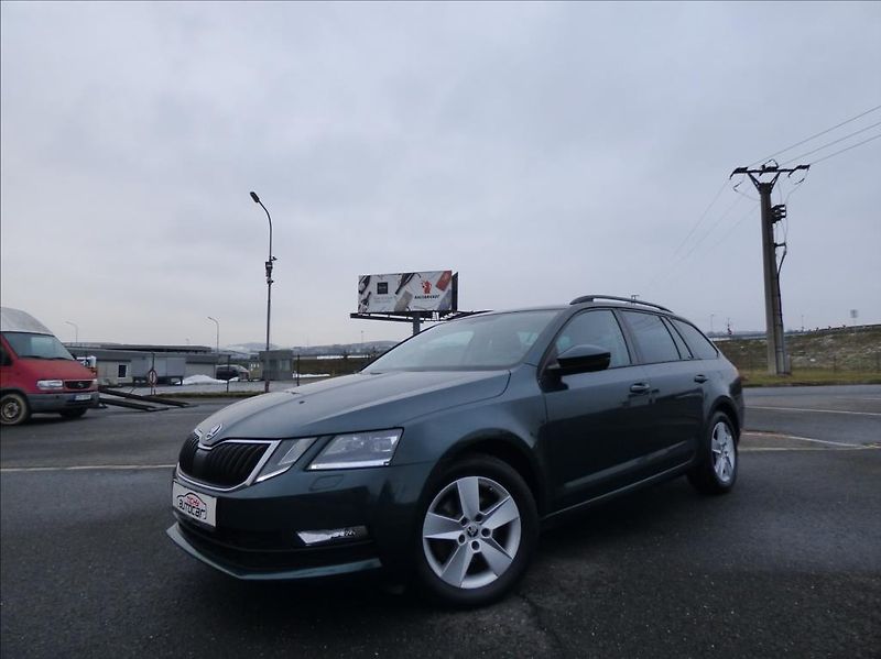 Škoda Octavia 2,0 TDI DSG,LED,Navigace  Ambi - fotka 1 z 55