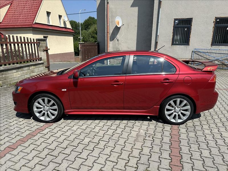 Mitsubishi Lancer 1,8 tažné - fotka 8 z 22