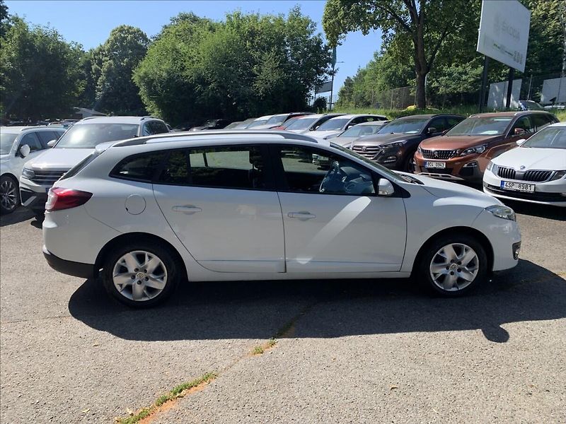 Renault Mégane 1,5 DCi ČR,SERVISKA - fotka 3 z 18