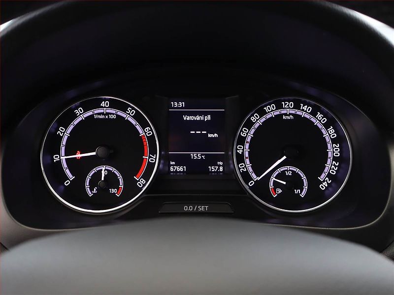 Škoda Rapid (2019) Spaceback 1.0 TSI - fotka 9 z 13