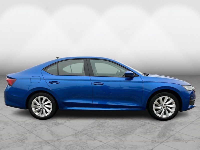 Škoda Octavia FL 1.5TSI 110kW SELECTION - fotka 8 z 24