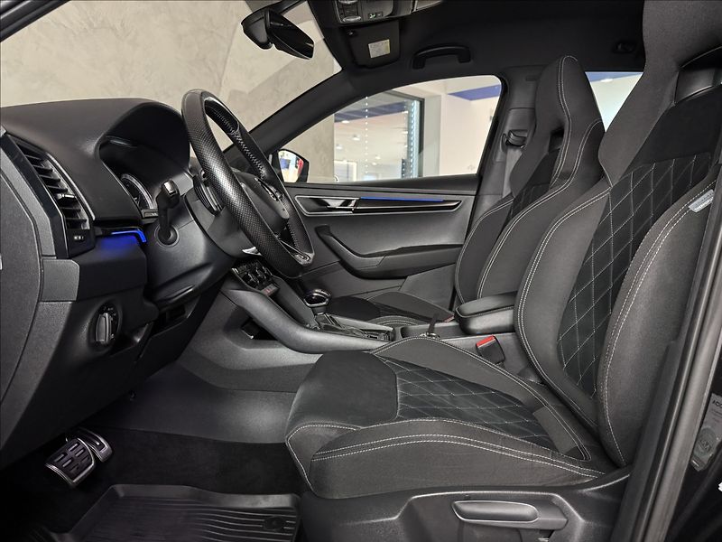 Škoda Karoq 1,5 TSi  DSG Sportline Kessy L - fotka 23 z 49