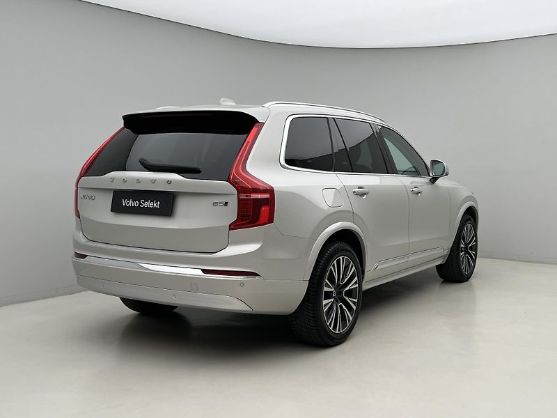 Volvo XC90 B5 AWD INSCRIPTION AUT 1. maj. - fotka 13 z 47