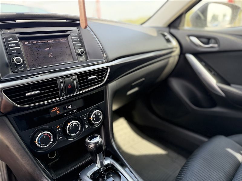 Mazda 6 2,5 141kW AUTOMAT - fotka 13 z 24