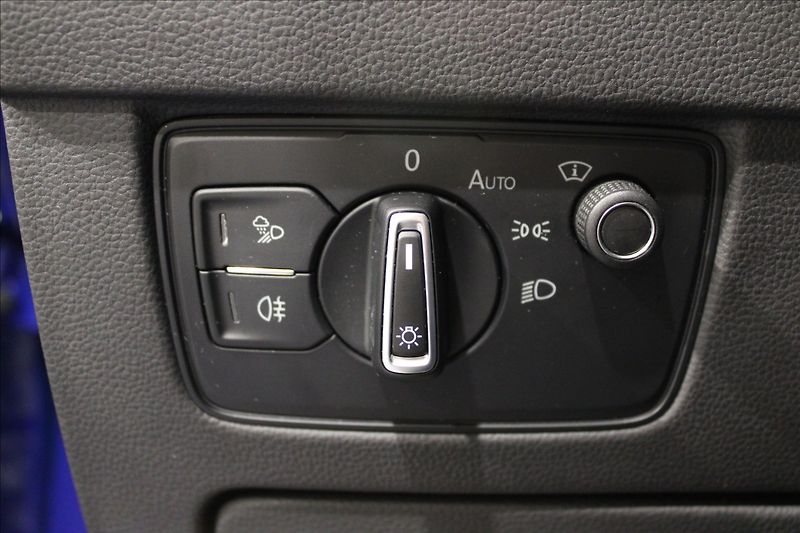 Volkswagen Arteon Shooting Brake 2,0 TDI 4Motion R-line 1.maj. - fotka 15 z 35