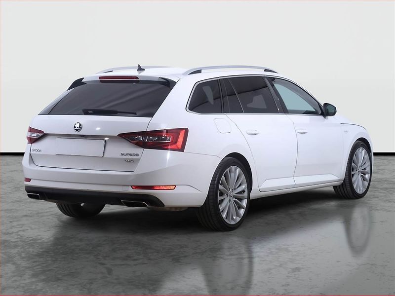 Škoda Superb (2016) Laurin&Klement 2.0 TSI - fotka 5 z 30