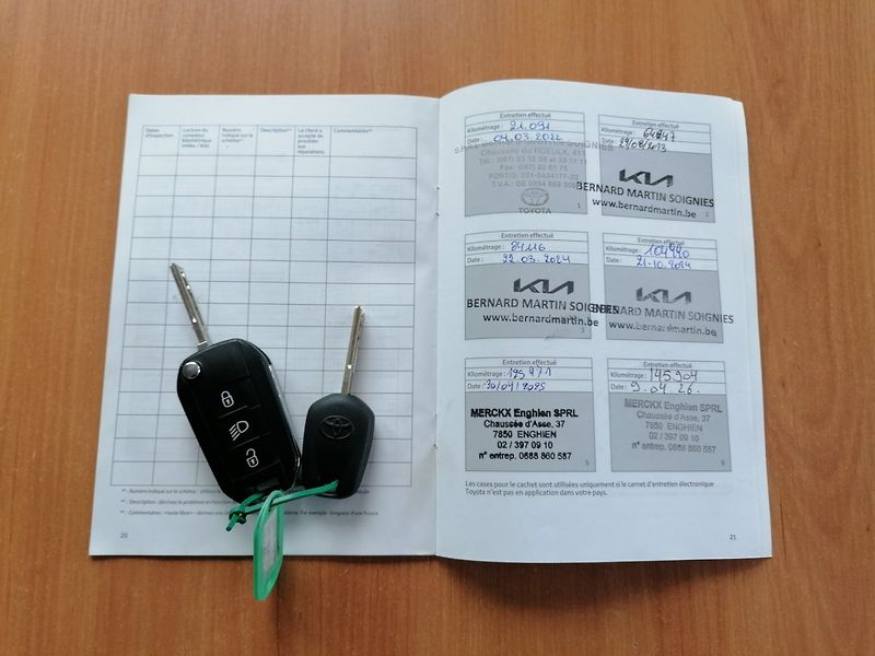 Toyota ProAce City Verso (2021) 1.2 T 7-míst Long,Shuttle - fotka 26 z 26
