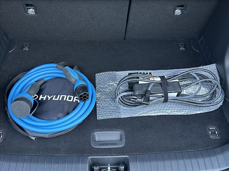 Hyundai Kona 0,0 204PS  electric CZ Edition - fotka 45 z 57
