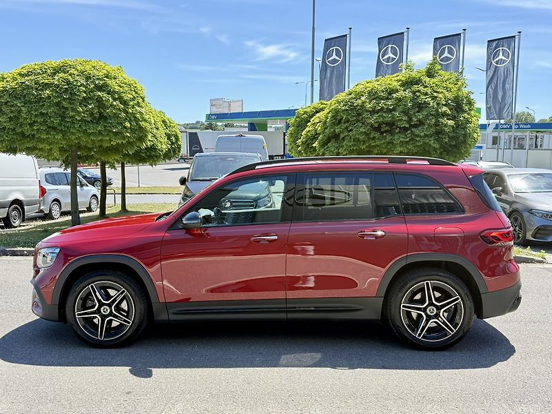 Mercedes-Benz GLB (2020) 250 4MATIC - fotka 5 z 45