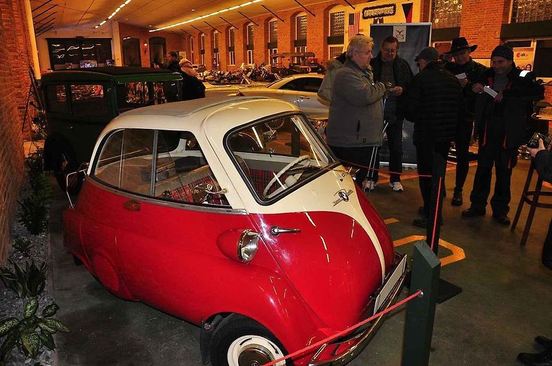 V Plzni se otevřela expozice Depo Moto Art