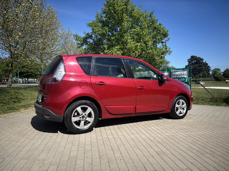Renault Scénic 1.4 TCe Dynamique - fotka 11 z 26