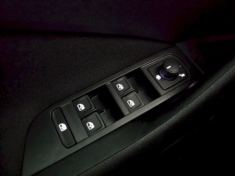 Škoda Kamiq (2025) 1.0TSi 85kW SELECTION TAŽNÉ - fotka 18 z 30