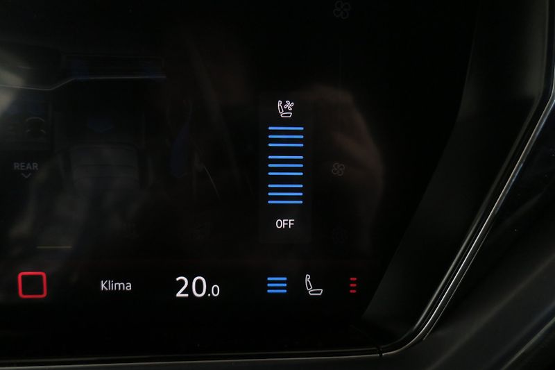Volkswagen Touareg (2026) NEW Final Edition R Line 210kW - fotka 32 z 50