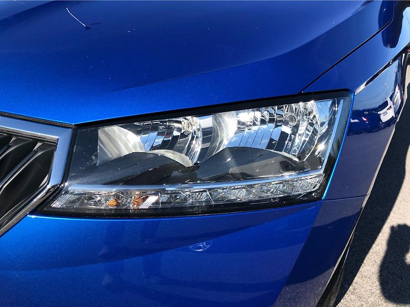 Škoda Fabia COMBI 1.0 TSi AMBITION - fotka 23 z 27