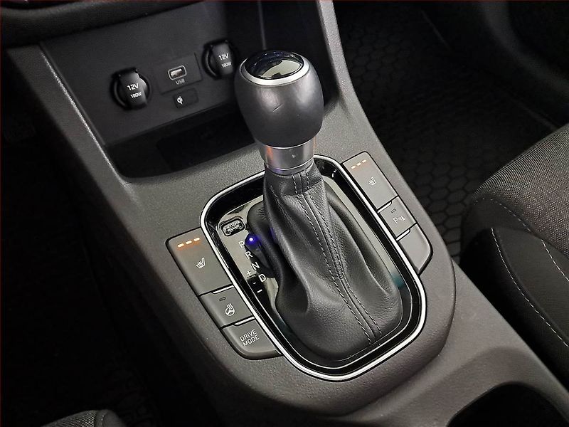Hyundai i30 (2023) Smart 1.0 T-GDI - fotka 13 z 20
