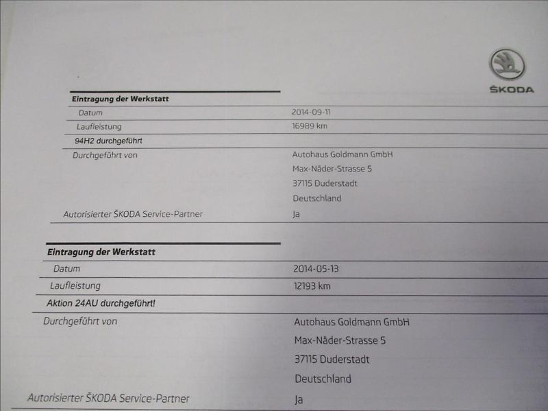 Škoda Octavia 2,0 TDI RS, DSG,serviska,navi, - fotka 39 z 42