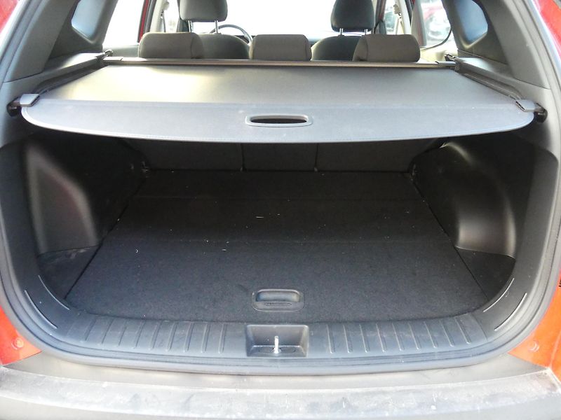 Hyundai Tucson (2025) 1,6 T-GDi 118 kW - fotka 11 z 25