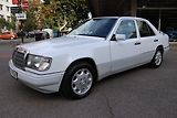 Mercedes-Benz 124 W124 320 E Sedan (1993) - náhled 23