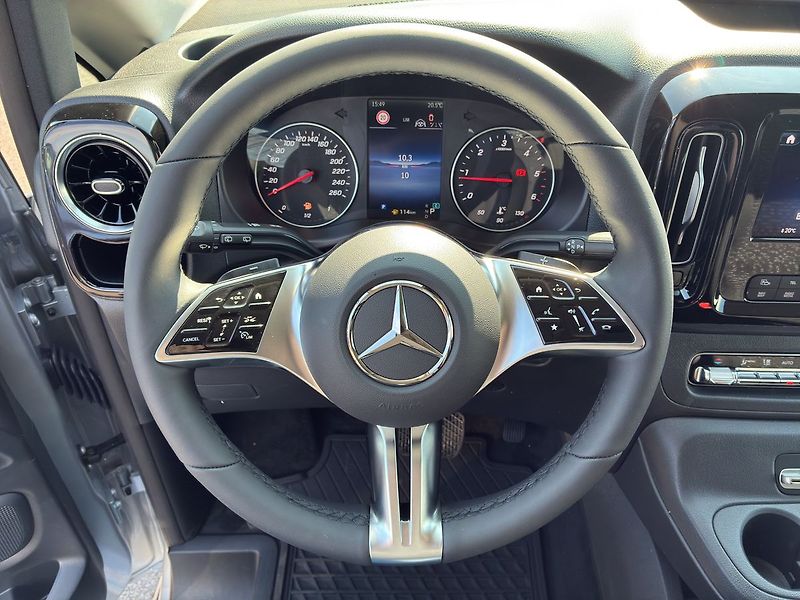 Mercedes-Benz Vito 119 CDI Tourer SELECT L 4M - fotka 18 z 26
