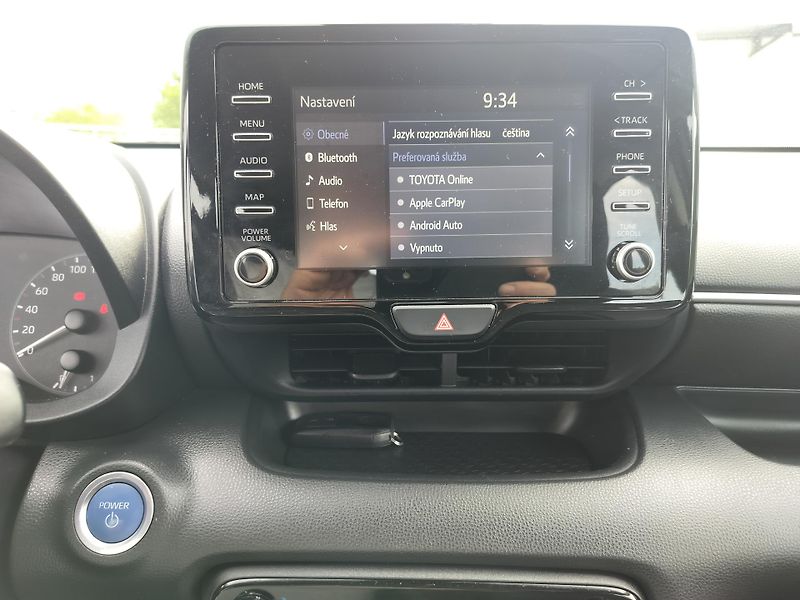 Toyota Yaris 1.5 hybrid - fotka 16 z 26