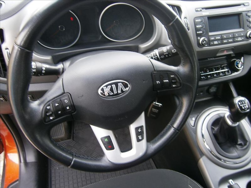 Kia Sportage 1,6 GDi 99 KW - fotka 13 z 14
