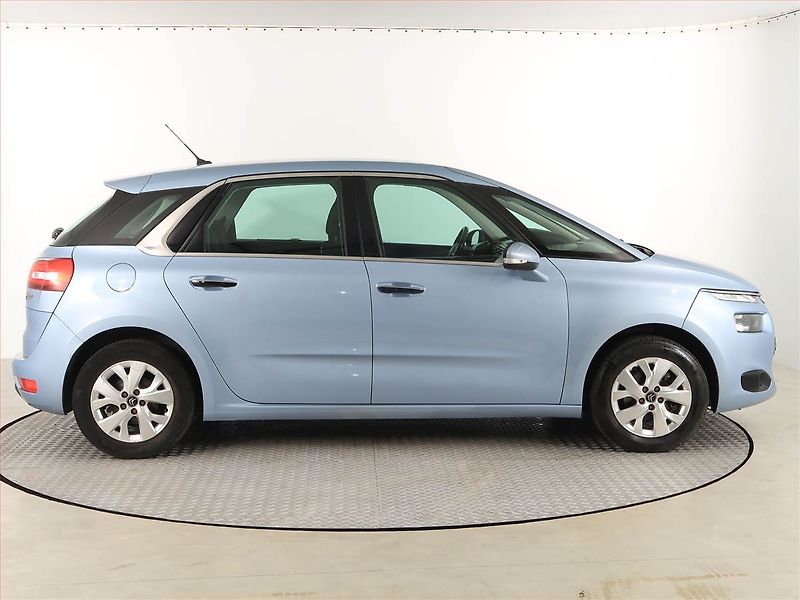 Citroën C4 Picasso (2016) 1.6 BlueHDi, Navi, Tempomat - fotka 6 z 17